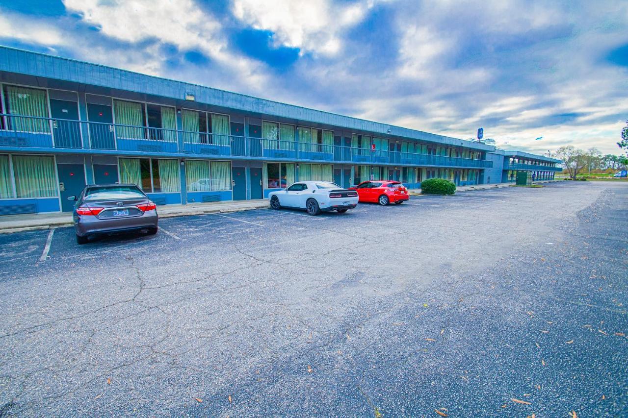 Oyo Hotel Battleboro Nc, I-95 Near Rocky Mount Екстер'єр фото