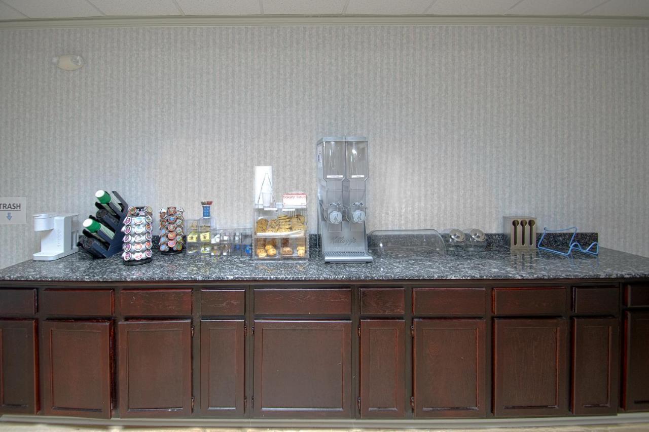Oyo Hotel Battleboro Nc, I-95 Near Rocky Mount Екстер'єр фото