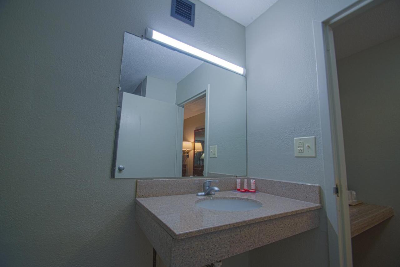Oyo Hotel Battleboro Nc, I-95 Near Rocky Mount Екстер'єр фото
